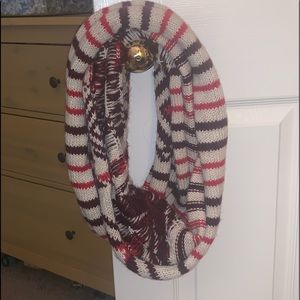 Aztec Patterned Infinity Scarf